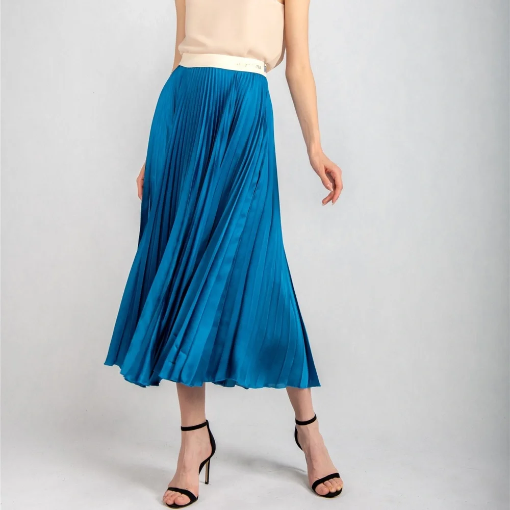 Simons Twik Velvet Pleated Skirt - Picture 4 of 10